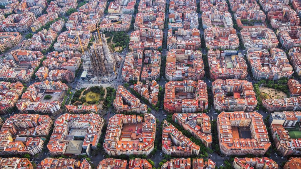 Boka resa till Barcelona - Utforska Sagrada Familia och Kataloniens kultur
