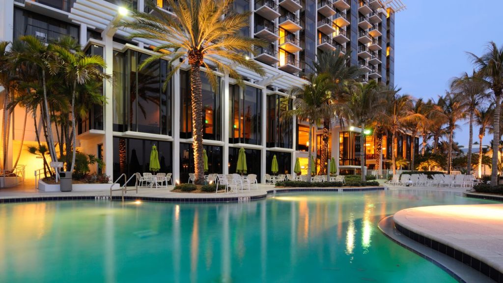 "Hotell i Göteborg: Flygplatstransfer, Priser & Familjerum"