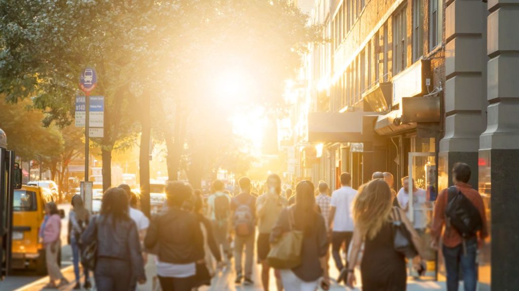 Riksdagen: En central arena för försvarspolitik Riksdagen: En central arena för försvarspolitik