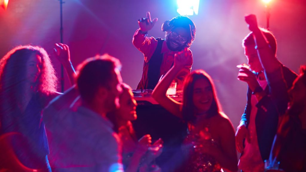 Popkultur: Konst, Kändisskvaller, Comics Popkultur: Konst, Kändisskvaller, Comics